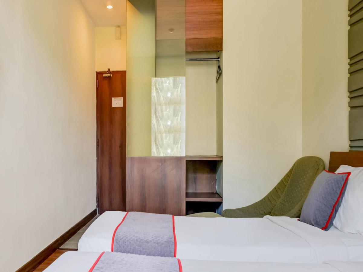 Townhouse Oak Hotel Grand Чікаранґ Екстер'єр фото
